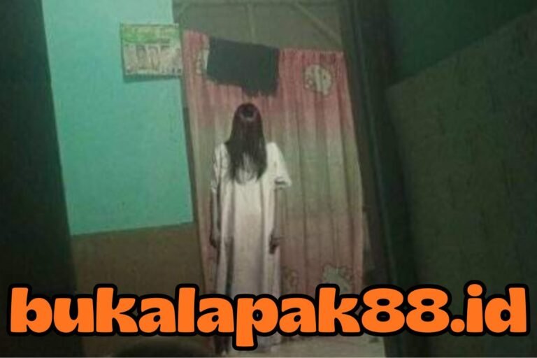 Pacarnya Diganggu Makhluk Halus, Pria Ini Panggil Petugas Damkar untuk Usir Setan